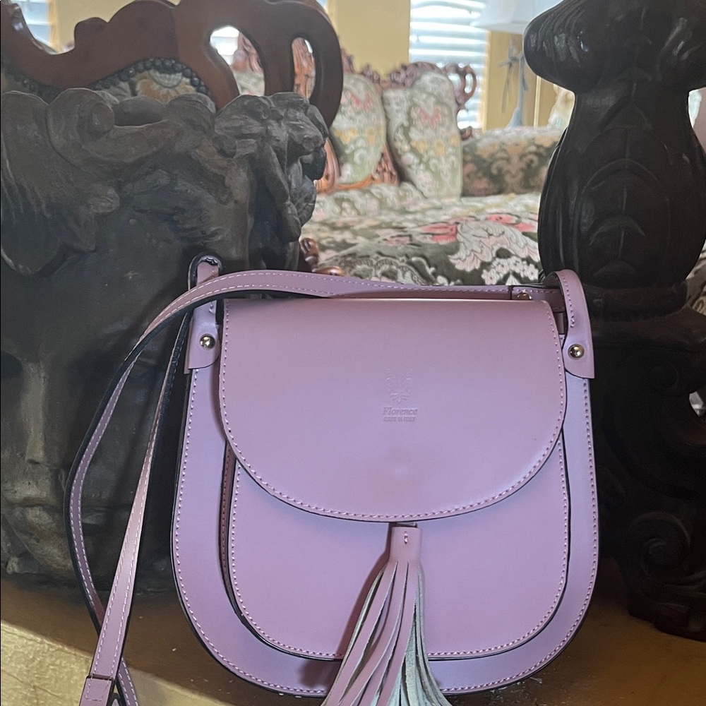 NWOT Florence Italy Leather Elegant Blush Pink Crossbody Bag with Tassel. - Picture 6 of 6